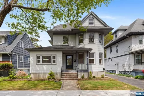 80 Union Pl, Ridgefield Park, NJ 07660