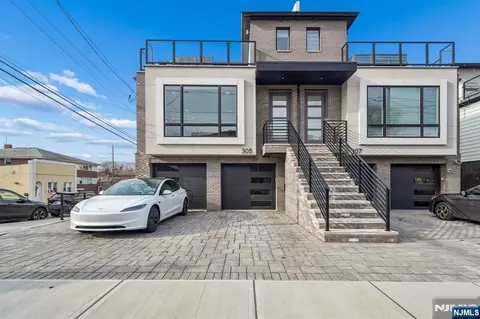 305 8th St #2, Fairview, NJ 07022