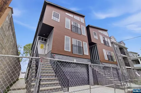 510 S 15th, Newark, NJ 07103