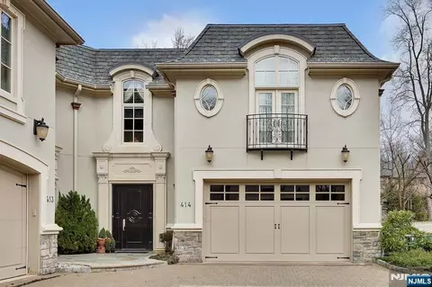 414 Bellaire Dr, Demarest, NJ 07627