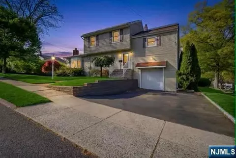 182 Pascack Ave, Emerson, NJ 07630