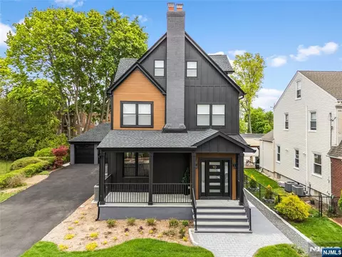 10 Marilyn Pl, Clifton, NJ 07011