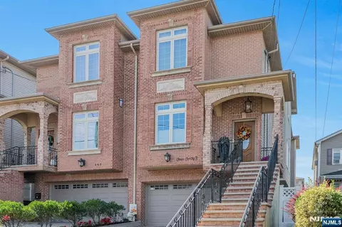 440 Morningside Ave #B, Fairview, NJ 07022