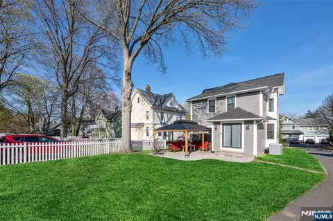 Exterior - 309 Maple Ave, Oradell, NJ 07649 photo 3 of 3