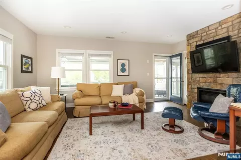 Living - 11 Central Ave, Montclair, NJ 07042 photo 2 of 2