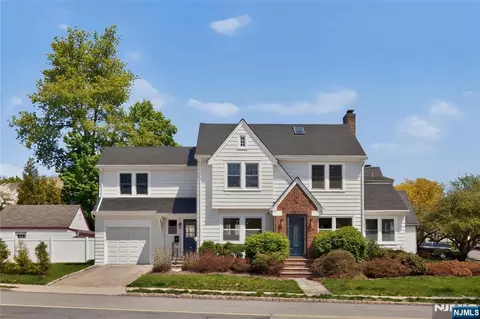 909 Ridgewood Rd, Millburn, NJ 07041