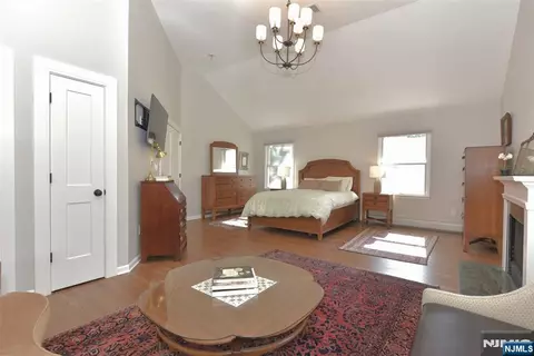 Bedroom - 540 Burlington St, Paramus, NJ 07652 photo 2 of 5