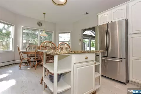 Kitchen - 540 Burlington St, Paramus, NJ 07652 photo 3 of 3
