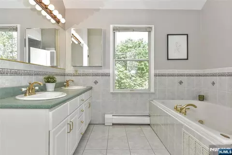 Bath - 540 Burlington St, Paramus, NJ 07652 photo 2 of 3