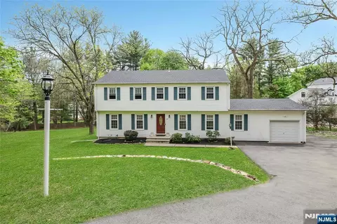 50 Werimus Rd, Woodcliff Lake, NJ 07677