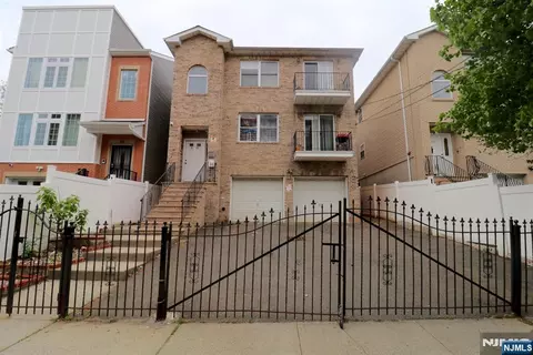 91-93 Chadwick Ave, Newark, NJ 07108