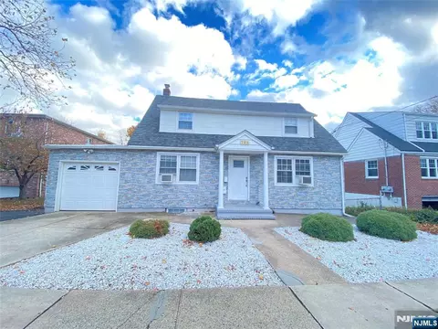 304 Shaler Blvd, Ridgefield, NJ 07657