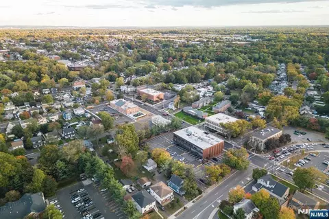 View/Area - 20 Maple Ave, Springfield, NJ 07081 photo 2 of 3