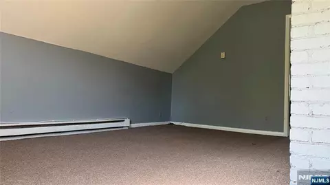 Bedroom - 20 Maple Ave, Springfield, NJ 07081 photo 3 of 3