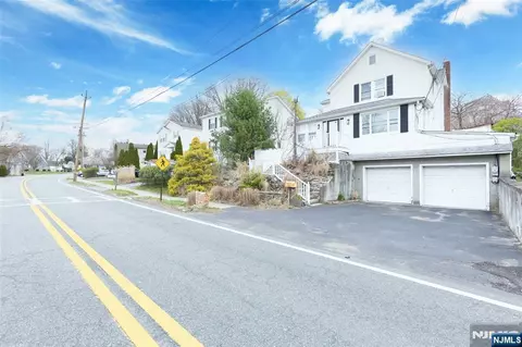111 Ramapo Valley Rd, Mahwah, NJ 07430
