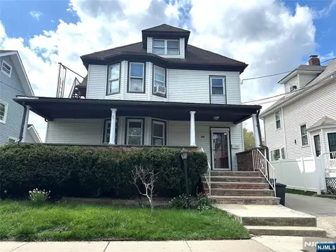 25 Hazelton St, Ridgefield Park, NJ 07660