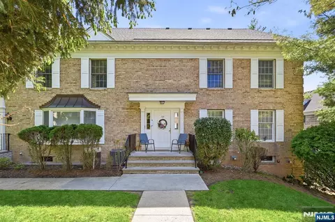 123 S Maple Ave #A, Park Ridge, NJ 07656