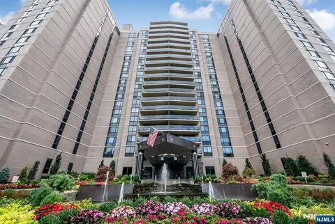 1512 Palisade Ave #20AR-PH, Fort Lee, NJ 07024