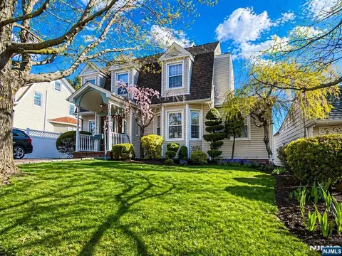 275 Springfield Ave, Hasbrouck Heights, NJ 07604