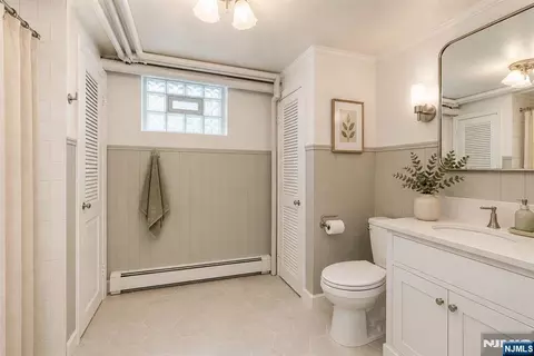 Bath - 51 Chestnut Dr, Wayne, NJ 07470 photo 8 of 8