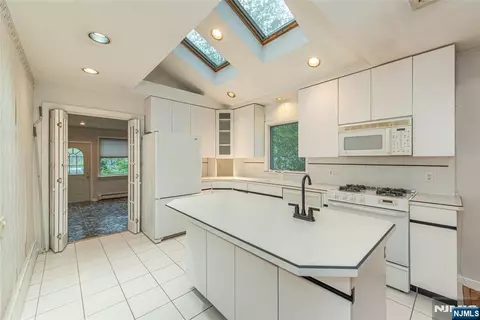 Kitchen - 51 Chestnut Dr, Wayne, NJ 07470 photo 1 of 2