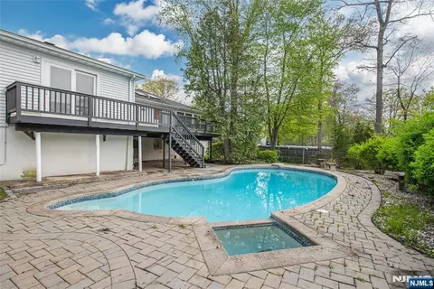 Exterior - 51 Chestnut Dr, Wayne, NJ 07470 photo 2 of 9
