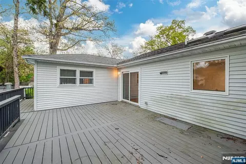 Exterior - 51 Chestnut Dr, Wayne, NJ 07470 photo 8 of 9