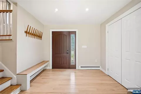 Entry Way - 4 Ackerman St, Waldwick, NJ 07463 photo 1 of 4