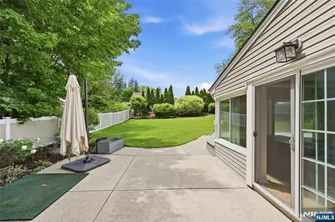 Exterior - 4 Ackerman St, Waldwick, NJ 07463 photo 11 of 11