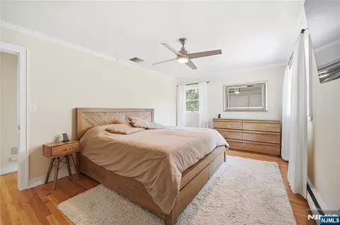 Bedroom - 4 Ackerman St, Waldwick, NJ 07463 photo 4 of 7