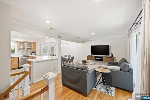 Other - 4 Ackerman St, Waldwick, NJ 07463 photo 4 of 7