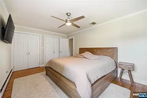 Bedroom - 4 Ackerman St, Waldwick, NJ 07463 photo 5 of 7
