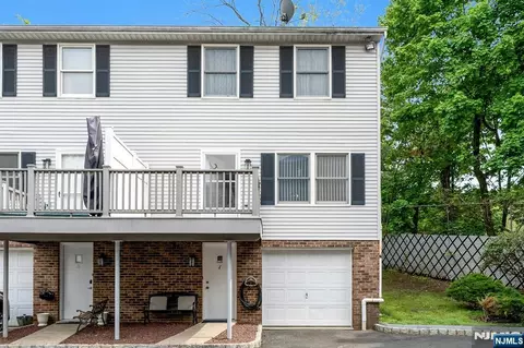 210 Caldwell Ave #7, Paterson, NJ 07501