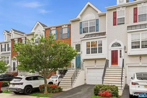 214 Swathmore Dr #2015, Nutley, NJ 07110