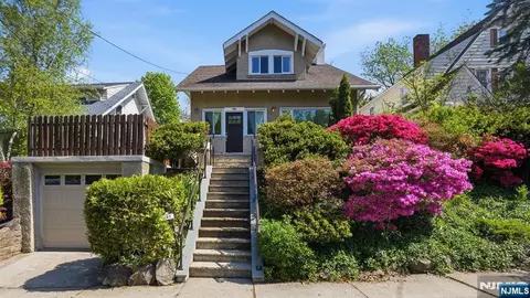 181 Highwood Ave, Leonia, NJ 07605