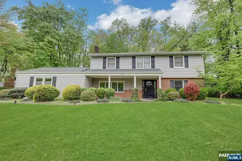 787 Winding Way, River Vale, NJ 07675