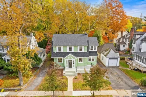401 Conrad Rd, Englewood, NJ 07631