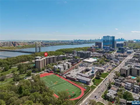 2200 N Central Rd #6H, Fort Lee, NJ 07024