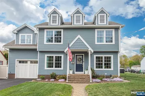 29 Van Duyne Ave, Wayne, NJ 07470