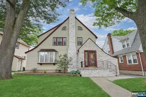340 Sherman Ave, Teaneck, NJ 07666