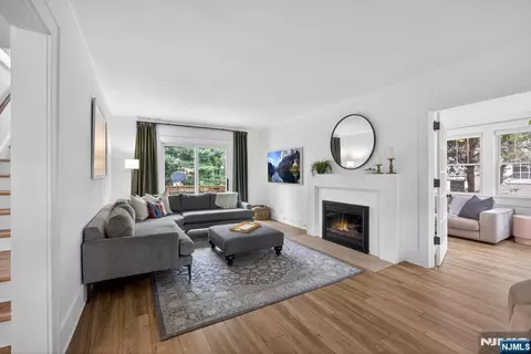 653 Ridgewood Ave, Montclair, NJ 07043