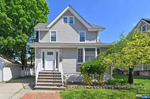 116 E Quackenbush Ave, Dumont, NJ 07628