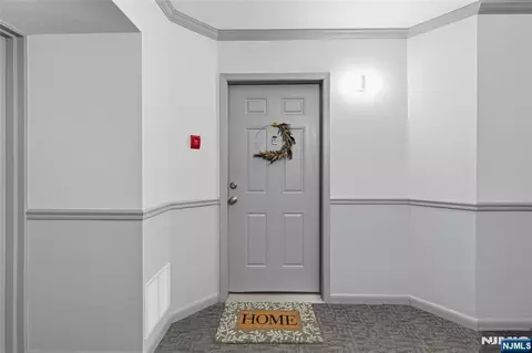 Entry Way - 38 Moonachie Rd #101, Hackensack, NJ 07601 photo 4 of 4