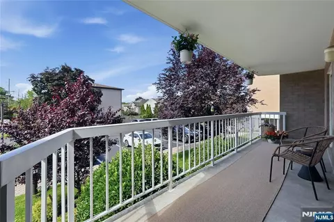 Exterior - 38 Moonachie Rd #101, Hackensack, NJ 07601 photo 2 of 5