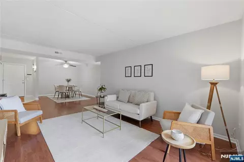 Living - 38 Moonachie Rd #101, Hackensack, NJ 07601 photo 1 of 4