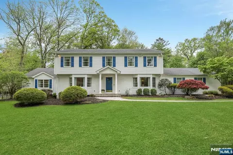 37 Longridge Rd, Montvale, NJ 07645