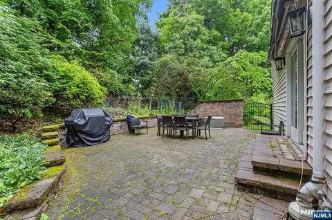 Exterior - 596 Terhune Dr, Wayne, NJ 07470 photo 7 of 8