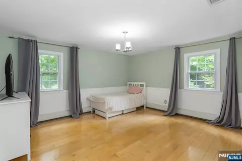 Bedroom - 596 Terhune Dr, Wayne, NJ 07470 photo 4 of 7