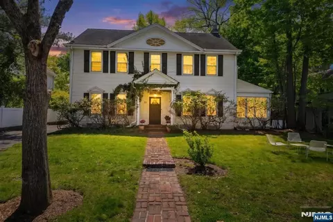 80 Glenwood Rd, Englewood, NJ 07631