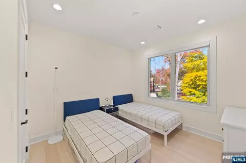 Bedroom - 3 Mountain View Ct, Demarest, NJ 07627 photo 4 of 4